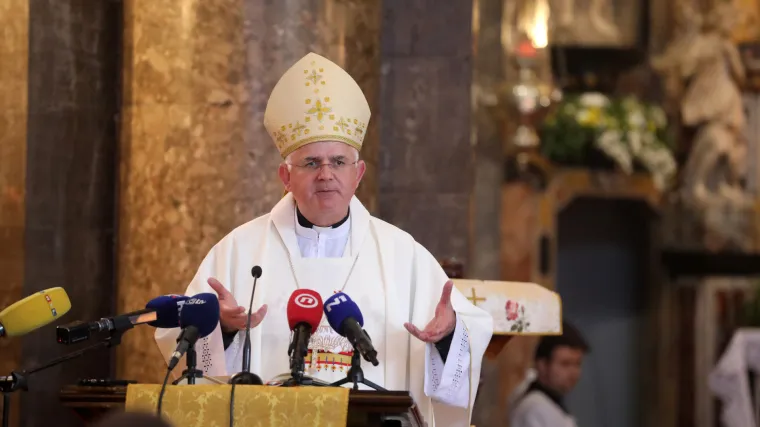 Časna sestra riječkog nadbiskupa optužila za mobing, a tražila i pozamašnu svotu novca: 'Optužbe protiv mene nisu istinite'