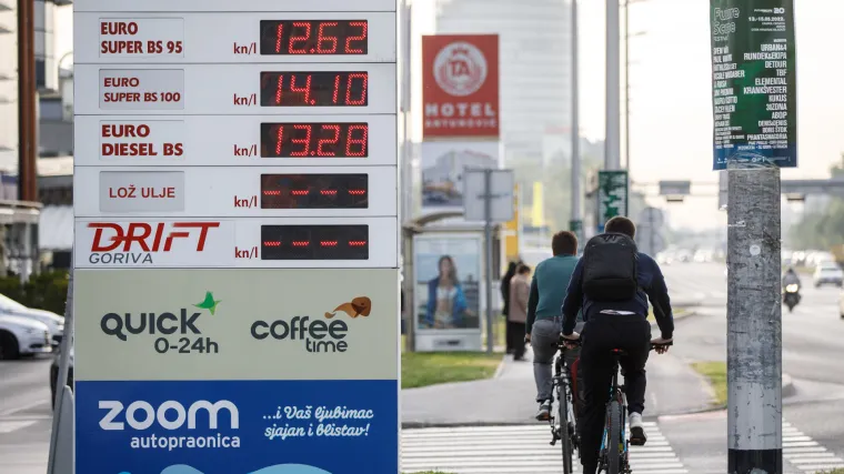Hoćemo li litru goriva plaćati 15 kuna? Stručnjak preporuča: 'Vratite se bicikliranju'