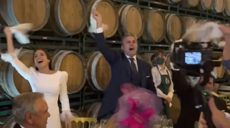 Vjenčanje? Kakvo vjenčanje? Mladenci usred svečanosti doznali da je Real prvak i totalno 'otkinuli'