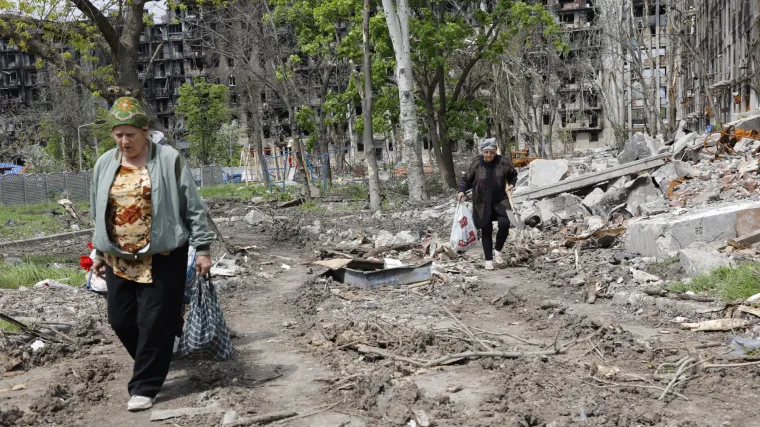 Više od 200 civila još uvijek je s borcima u ogromnoj čeličani u Mariupolju