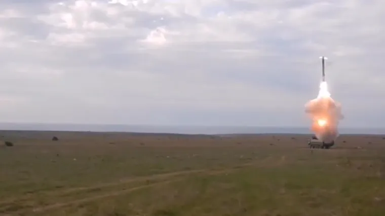 Rusi objavili video, vojni stručnjaci začuđeni: Za&scaron;to Putinove trupe ovako koriste projektile Onyx?