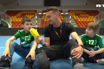 Najslađi sportski komentatori koje ćete danas vidjeti! Upoznajte Juliju i Stjepana, najvjernije navijače Nexea