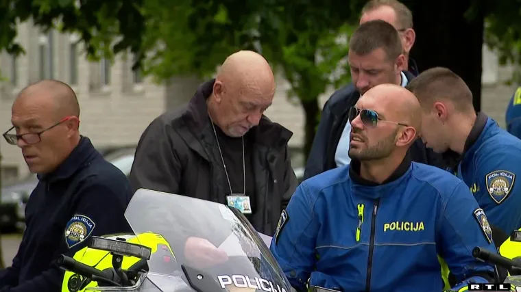 Policajci preuzeli 31 novi motocikl s najmodernijom tehničkom opremom, dva su presretača na autocesti...