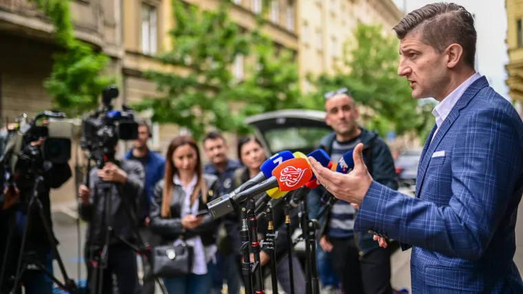 Marić nakon izvje&scaron;ća agencije Fitch: 'Pozitivna ocjena, drago mi je. Debeljak? Nije se dogovorio'