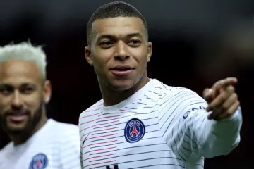 Kylian Mbappe viđen u Madridu: Šetao s kolegom po centru grada