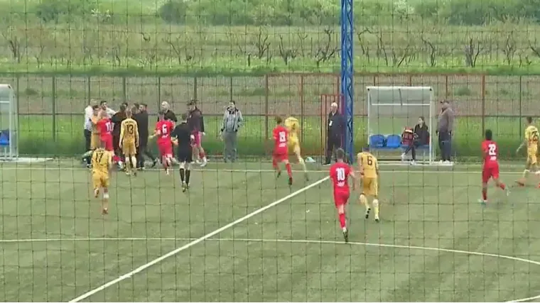 Masovna tučnjava na juniorskom derbiju dobila epilog: Neočekivano blage kazne krivcima, najgore pro&scaron;ao trener Hajduka