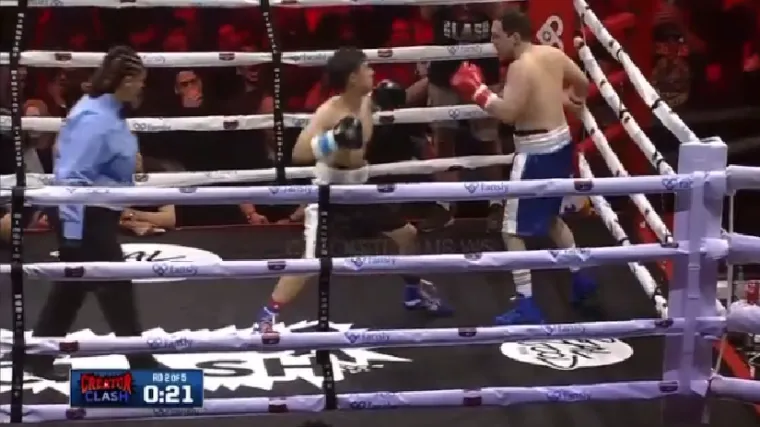 Slavni YouTuber podnio te&scaron;ke udarce od kolege pa u meču pred 10 tisuća navijača molio sutkinju da prekine borbu