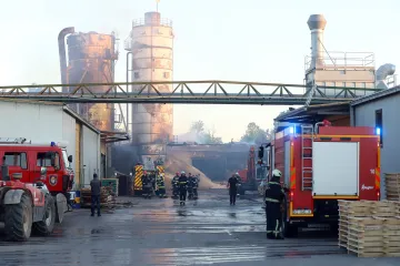 Kraj Ludbrega eksplodirao silos, vatra se proširila na pogone pilane. Ozlijeđen radnik