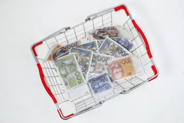 Sve poskupljuje! Evo kako ipak smanjiti račune za telekomunikacije za 700 kn godišnje, a struju za 180 kn