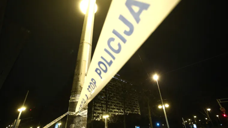 Na zagrebačkoj Tre&scaron;njevci u&scaron;etao u kafić, bacio nepoznatu eksplozivnu napravu i pobjegao