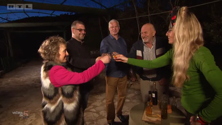 Ivana dobila same pohvale u 'Večeri za pet na selu': 'Bajkovito, čarobno i pomalo upitno'