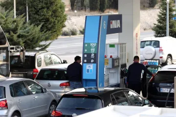 Od sutra nove cijene goriva: Benzin će dosta poskupjeti, a dizel će biti jeftiniji