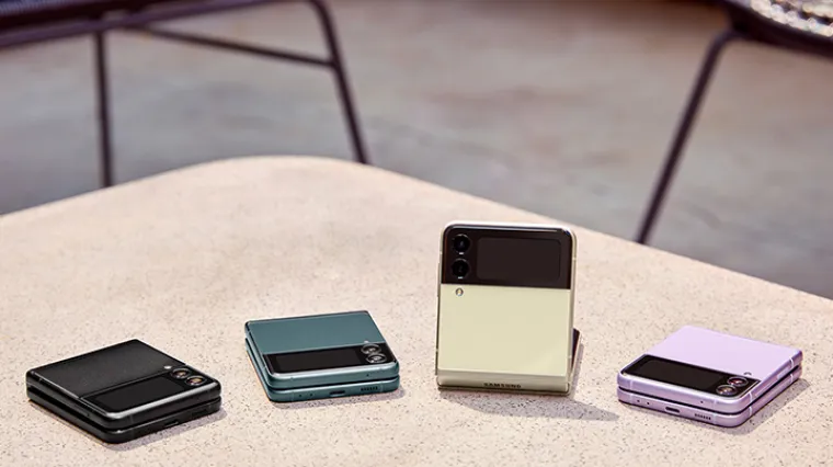 Kako su se preklopni pametni telefoni polako ali sigurno vratili u na&scaron;u svakodnevicu?