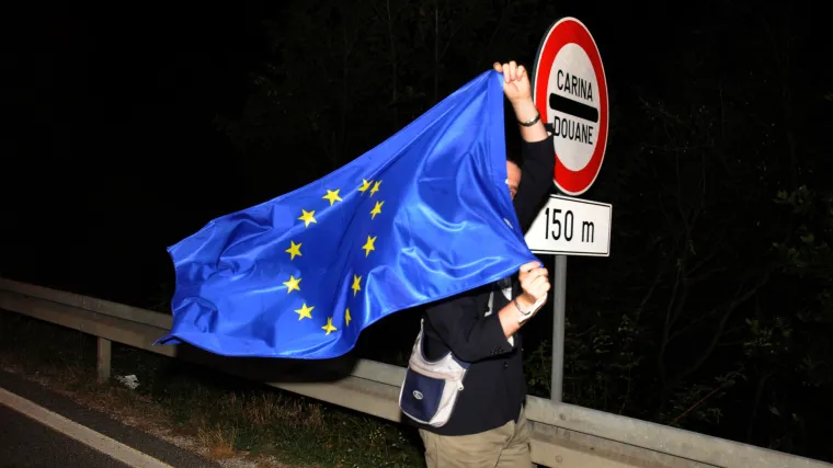 EK predstavila izvje&scaron;će o &scaron;engenskom prostoru pa pozvala uključenje Hrvatske, Bugarske i Rumunjske