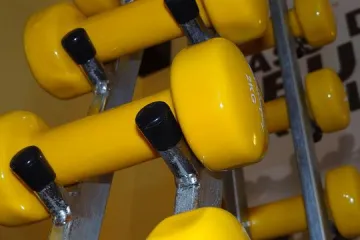 Koja je prikladna težina bučica za početnike?