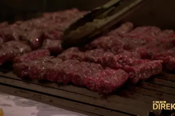 Charles Michel ne može odlučiti pa je Direkt provjerio: Jesu li bolji ćevapi iz Beograda ili Sarajeva? Ili Zagreba?