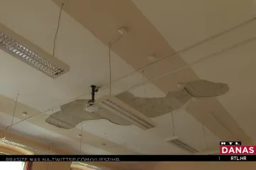 U osnovnoj školi komad žbuke pao sa stropa i ozlijedio djevojčicu: 'Svi smo otrčali van i počeli plakati'