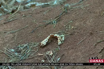 Zubalo, dijelovi lubanje, kosti - sve to ostalo je iza bagera koji su na groblju u Gornjem Kosinju na upitan način iskapali mrtve