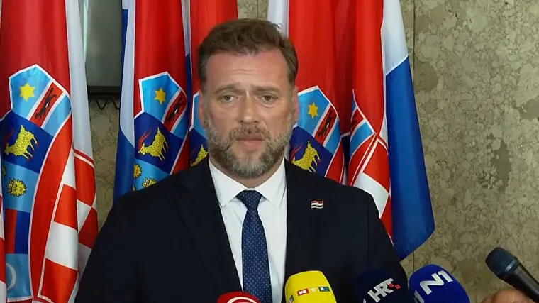 Banožić o optužbi za zločin HRZ iz 1995.: 'Svaki zločin mora biti kažnjen. Ali na dokazima, ne politizacijom'