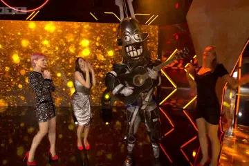 Torpedo otpjevao svevremenski hit Zdravka Čolića: 'Pjevam danju, pjevam noću'