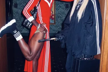 Madonna šokirala obožavatelje posljednjim fotografijama, a posebno zabrinjava njezino lice i čudnovate grimase