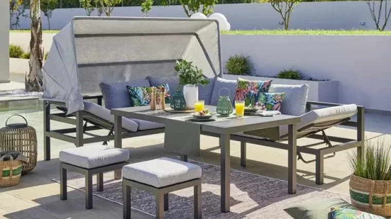 Vrtne garniture za osunčani odmor na otvorenom