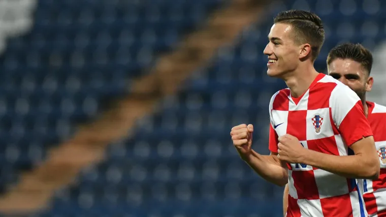 Kakav &scaron;ok za Bi&scaron;ćana i mlade Vatrene: Primili dva pogotka u sudačkoj nadoknadi i sve su dalje od Eura