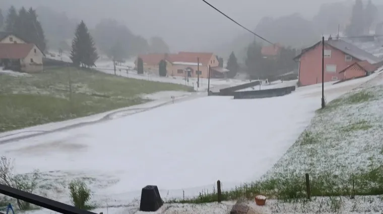 Nakon nevremena u Krapinsko-zagorskoj županiji, premijer zvao gradonačelnika i župana. 'Vlada će pomoći'