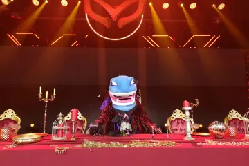 Ajkula Drakula sve rasplesao svevremenskom pjesmom Jure Stublića i Filma - 'Pjevajmo do zore'