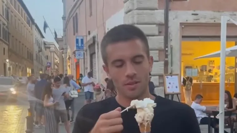 'Zašto jednostavno ne koristiš jezik?': Borna Čorić zbunio sve neobičnim videom