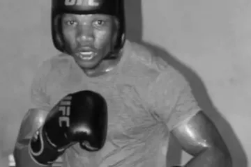 Preminuo Simiso Buthelezi, mladi boksač koji je jezivo teturao u ringu i zamahivao u prazan prostor