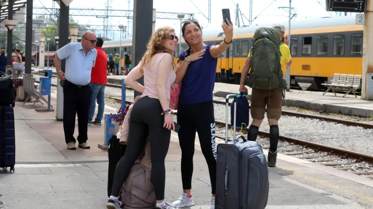 U Njemačkoj zavladao kaos nakon uvođenja jeftinih karata za vlak: 'Bio je 200 posto prenatrpan'