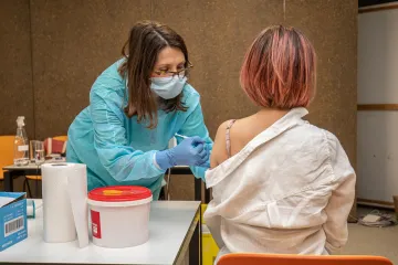 Veliki skok novozaraženih! U posljednja 24 sata čak 547 novih slučajeva koronavirusa