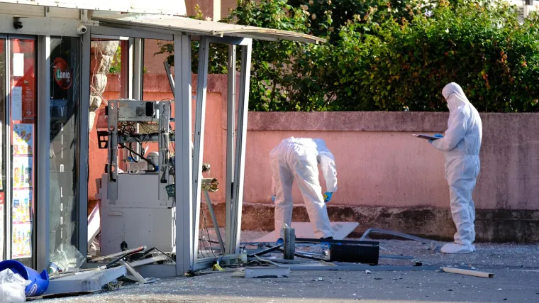 Raznesen bankomat u Sesvetama, očevid je u tijeku