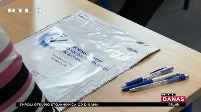 Gotova mala matura: Velik broj odlikaša, a većina učenika ima tek osnovno znanje hrvatskog, matematike...