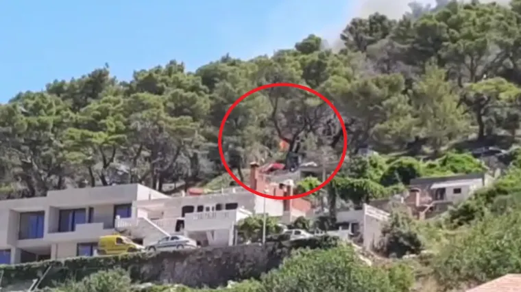 Vatrogasci uspjeli obraniti kuće na Braču, no izgleda da je nastala materijalna &scaron;teta velika&hellip;