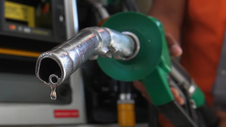 Projekcije mogućih cijena goriva - eurosuper do 14,20 kn, eurodizel 14,52 kn. No, tu su 4 opcije spasa