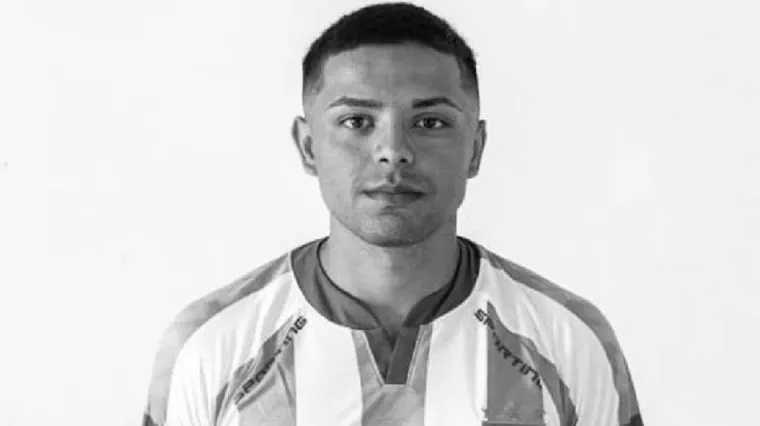 Stra&scaron;na tragedija uzdrmala nogometni svijet: Preminuo mladi nogometa&scaron; argentinskog Atletica, srce je samo stalo