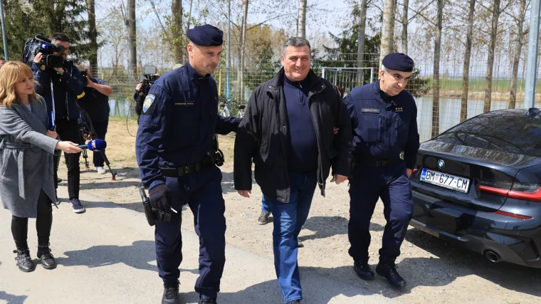 Pritvoreni načelnik Zlatko Pinjuh podnio ostavku kako bi &scaron;to prije mogao izaći iz istražnog zatvora?