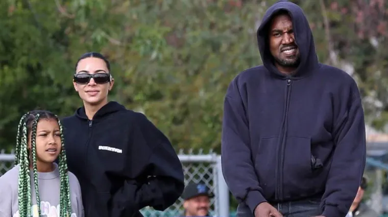 Kim i Kanye uhvaćeni zajedno na tribinama: Razgovarali su i smješkali se, a Davidsonu niti traga