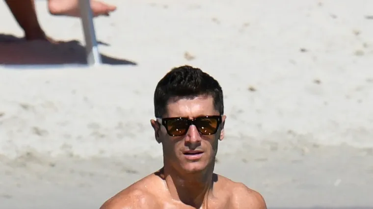 Lewandowski na odmoru, a do njega do&scaron;ao sportski direktor Bayerna s jednim ciljem
