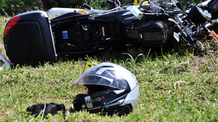 FOTO U stra&scaron;noj prometnoj nesreći poginuo poduzetnik (47) vozeći se na motoru. Sudario se s vozilom Po&scaron;te