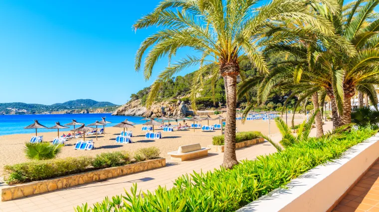 Nova pravila na plažama u &scaron;panjolskom gradu: Ispisivat će kazne za uriniranje u moru, zabranili no&scaron;enje bikinija na ulicama