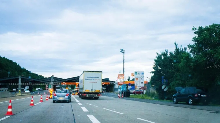 Susjedi smanjuju cijenu goriva na autocesti, a vlada zaprijetila distributerima: 'Ako ne prilagodite marže učinit ćemo to'