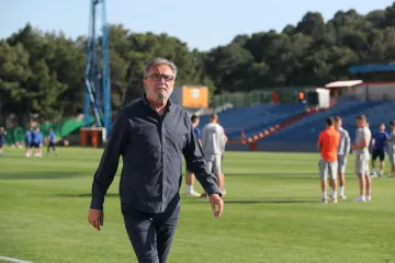 Čačić u prvoj utakmici na pripremama isprobao dvije momčadi Dinama: 'Sve je bilo planirano. Petković? Ovo moram reći...'