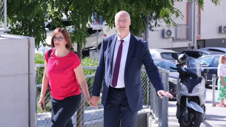 Splićani dolaze na birali&scaron;ta, glasovali i prvi kandidati za gradonačelnika