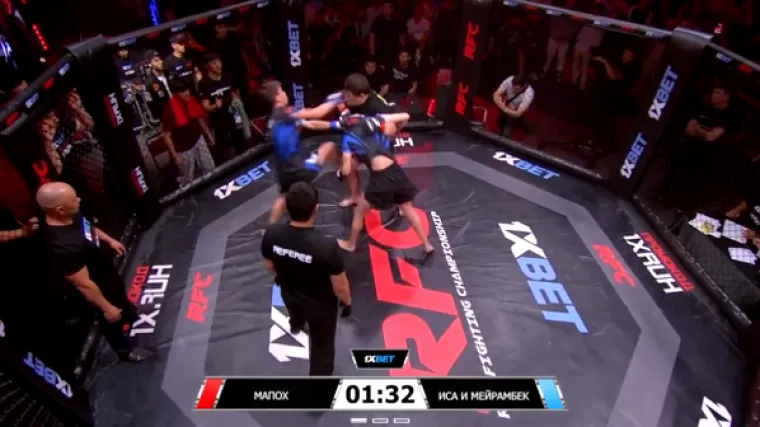 VIDEO Pogledajte kako izgleda borba dvojice protiv jednog: Kraj će vas itekako iznenaditi