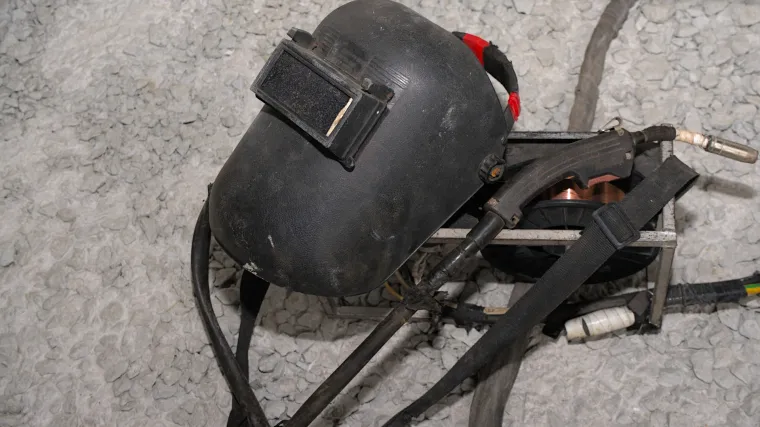 Bolnica u Doboju umjesto medicinskih nabavila maske za varenje, nabavu dogovorili s putničkom agencijom