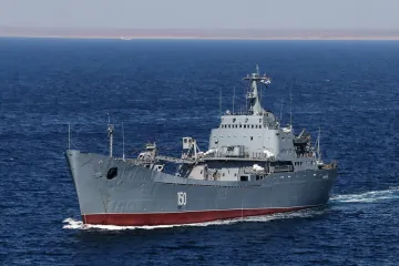 Rusija izvukla desantni brod koji je Ukrajina pogodila raketom