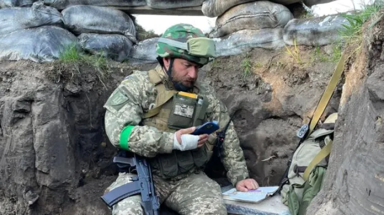 Učionicu su zamijenili bojišnicom, a sada predavanja održavaju iz rovova: 'Zašto bi nas rat trebao zaustaviti?'